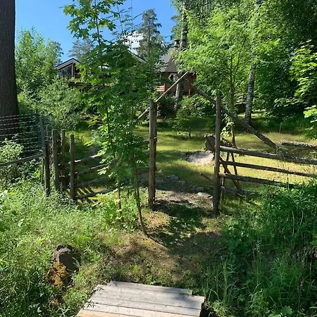 Fabulous With Beautiful Lake Views Apartment *
