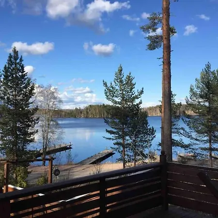 Fabulous With Beautiful Lake Views Apartment *