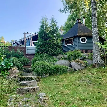 Fabulous With Beautiful Lake Views Vuolenkoski